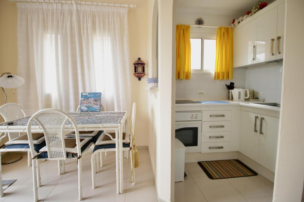 Bookinn Golf Park Sunny Cozy Apartment Near The Ocean With Large Double Terraces, Fiber Wifi, 3 Pools, Bbq Tenerife South ซานมิเกลเดียโบนา ภายนอก รูปภาพ